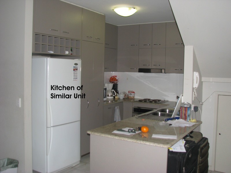 2 Geraldton Drive, Varsity Lakes QLD 4227