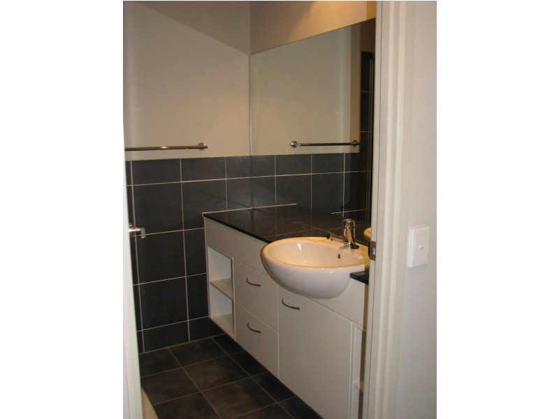 20/2 Geraldton Drive, Varsity Lakes QLD 4227