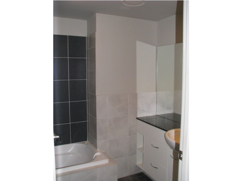 20/2 Geraldton Drive, Varsity Lakes QLD 4227