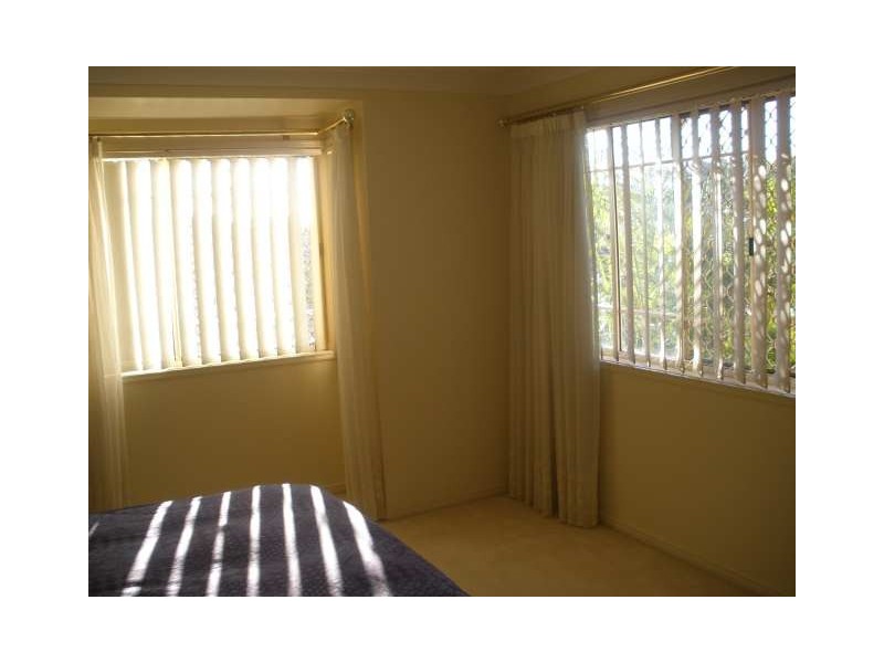 Mount Ommaney QLD 4074