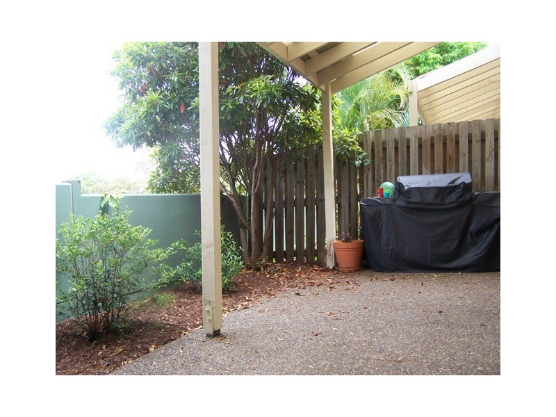 17/320 Manly Road, Manly West QLD 4179