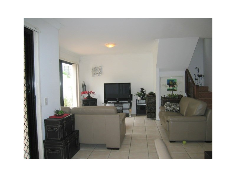 Hope Island QLD 4212