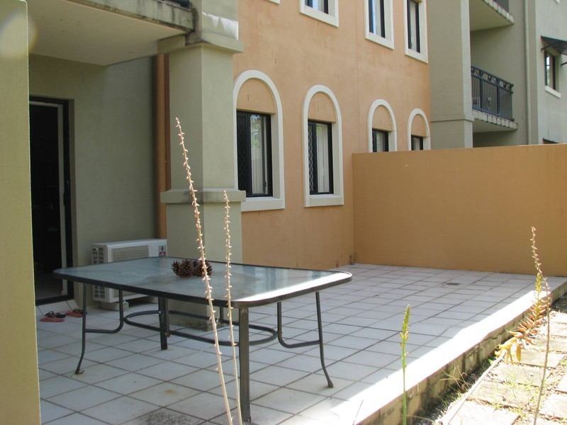 19/2 Geraldton drive, Varsity Lakes QLD 4227