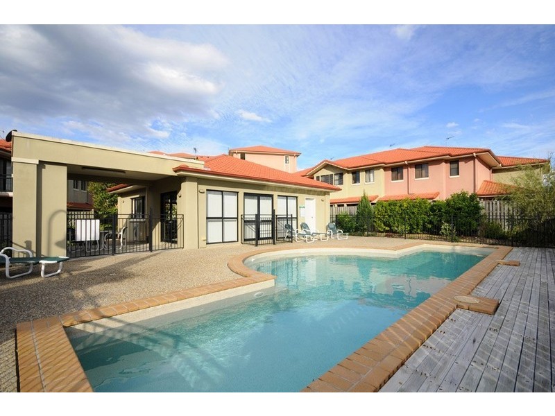 44/2 Geraldton Drive, Varsity Lakes QLD 4227