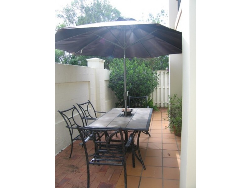 Hope Island QLD 4212