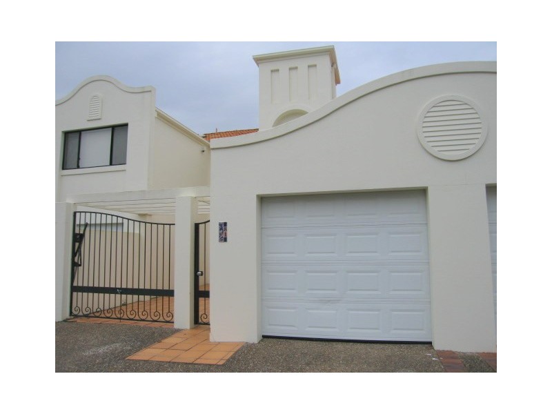 Hope Island QLD 4212