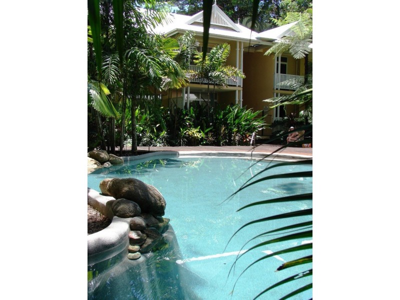 107/6 Triton Street, Palm Cove QLD 4879