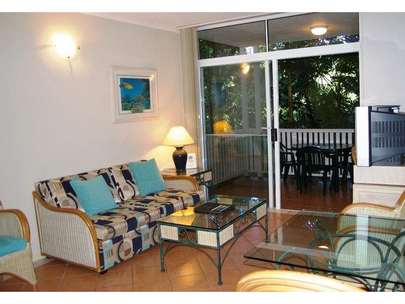107/6 Triton Street, Palm Cove QLD 4879