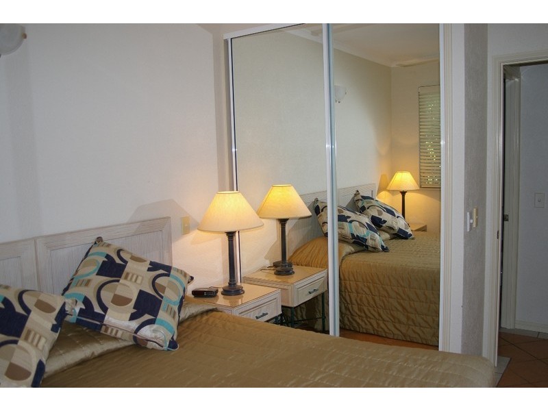 107/6 Triton Street, Palm Cove QLD 4879