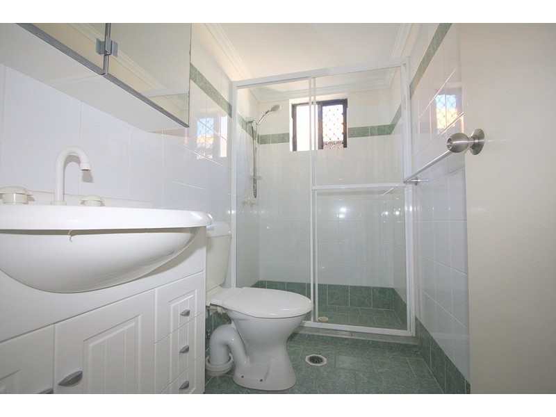 15 Dansie Street, Greenslopes QLD 4120