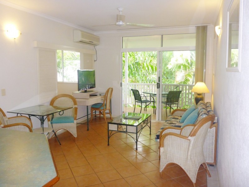Palm Cove QLD 4879