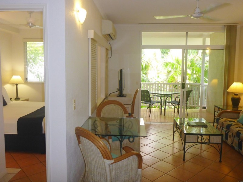 Palm Cove QLD 4879