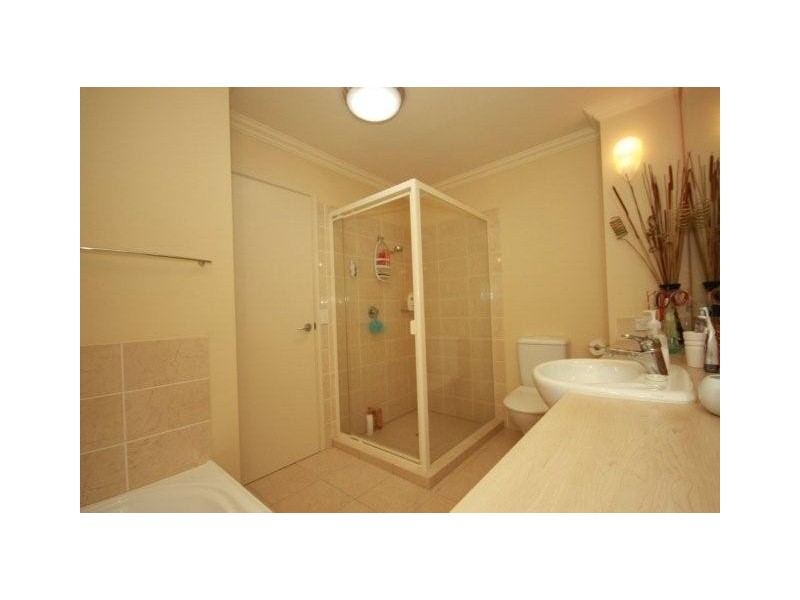 4 University Drive, Robina QLD 4226