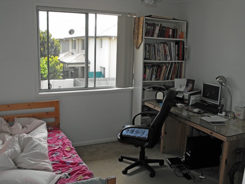 1 / 6 – 32 University Drive, Meadowbrook QLD 4131