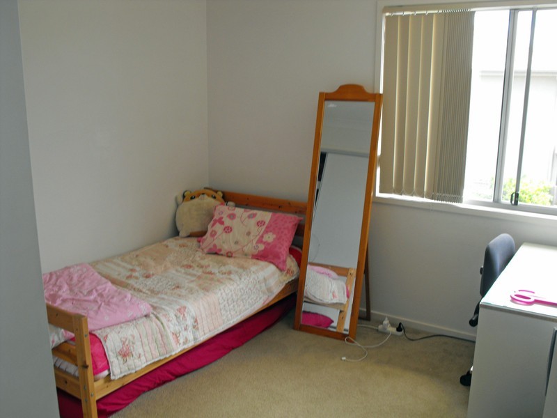 1 / 6 – 32 University Drive, Meadowbrook QLD 4131