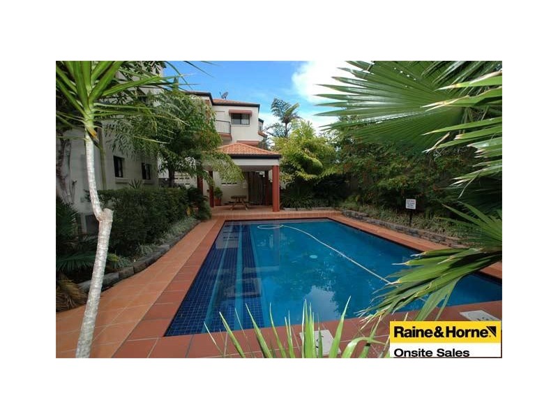 15/15 Dansie Street, Greenslopes QLD 4120
