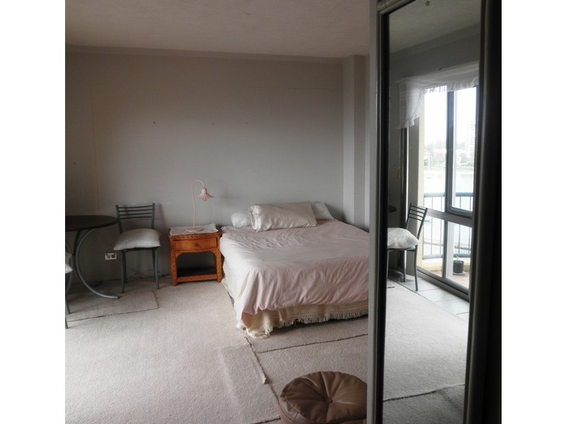 715 / 2 Barney Street, Southport QLD 4215