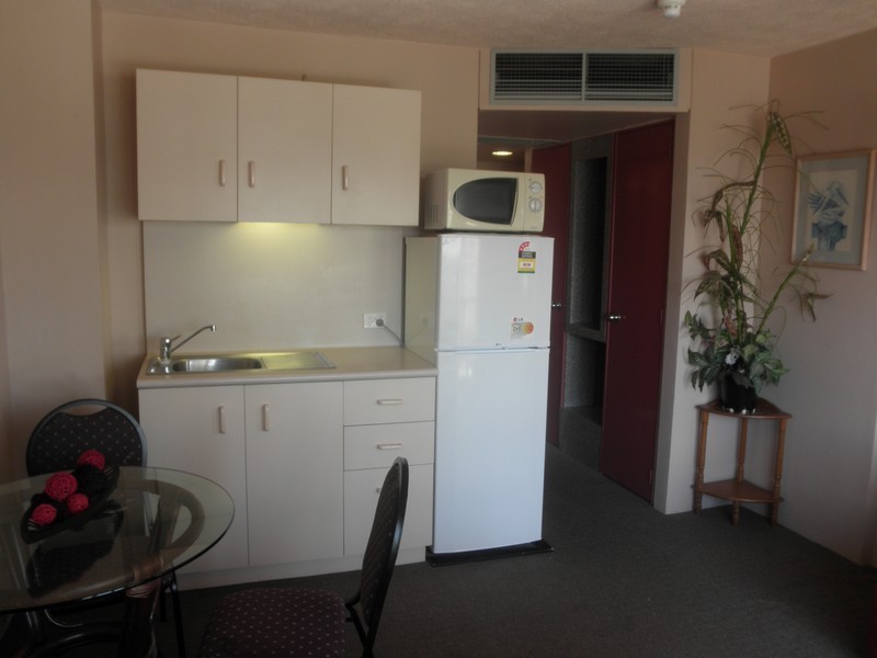 813 /2 Barney Street, Southport QLD 4215