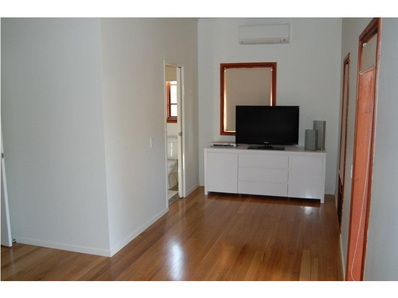 1 Charteris Street, Paddington QLD 4064