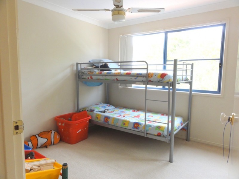 10/2 Studio Drive, Pacific Pines QLD 4211