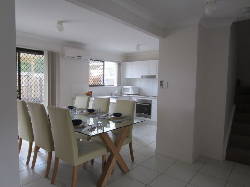 28/2 Sienna Street, Forest Lake QLD 4078