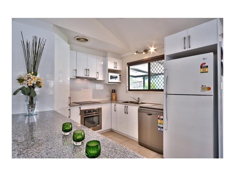 2/46 Monash Rd, Loganlea QLD 4131