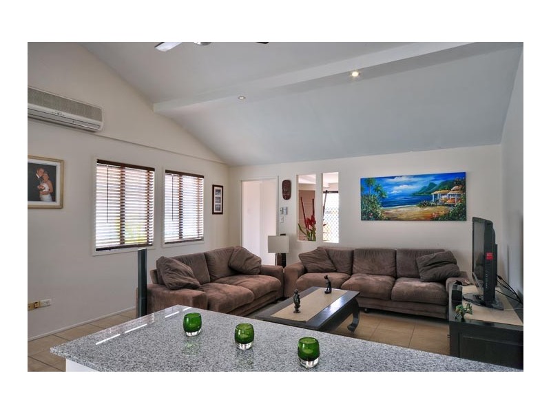 2/46 Monash Rd, Loganlea QLD 4131