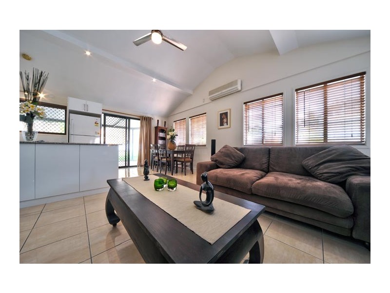 2/46 Monash Rd, Loganlea QLD 4131