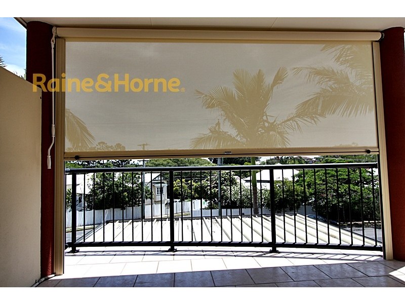 15 Dansie Street, Greenslopes QLD 4120