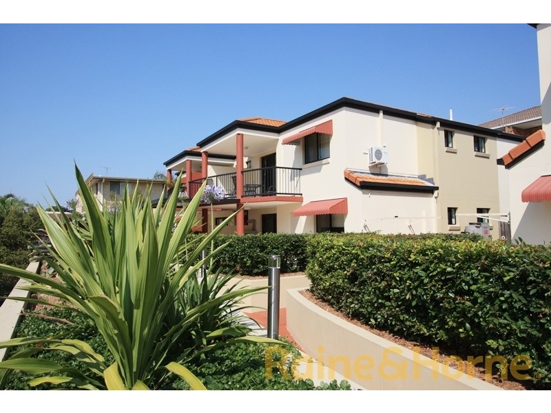 15 Dansie Street, Greenslopes QLD 4120