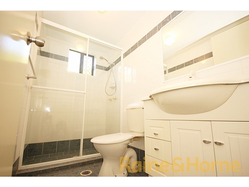 15 Dansie Street, Greenslopes QLD 4120