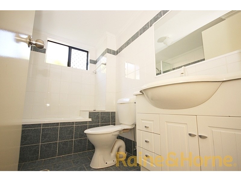 15 Dansie Street, Greenslopes QLD 4120