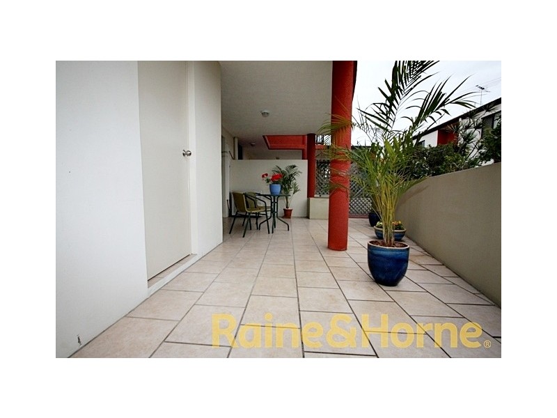 15 Dansie Street, Greenslopes QLD 4120