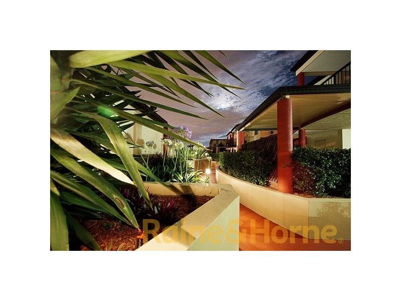 15 Dansie Street, Greenslopes QLD 4120