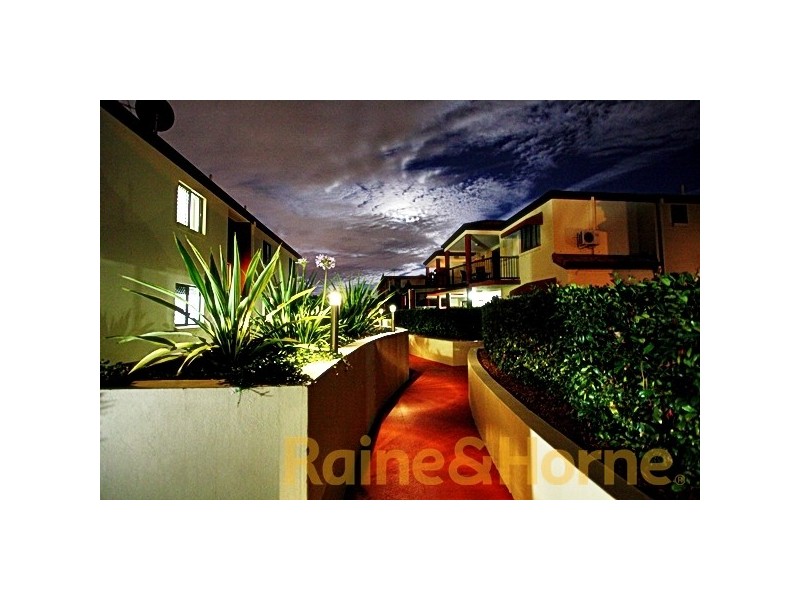 15 Dansie Street, Greenslopes QLD 4120