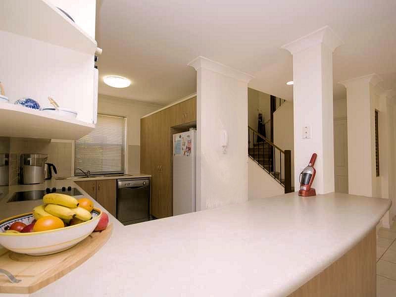 11/1-7 PINE VALLEY DRIVE, Varsity Lakes QLD 4227