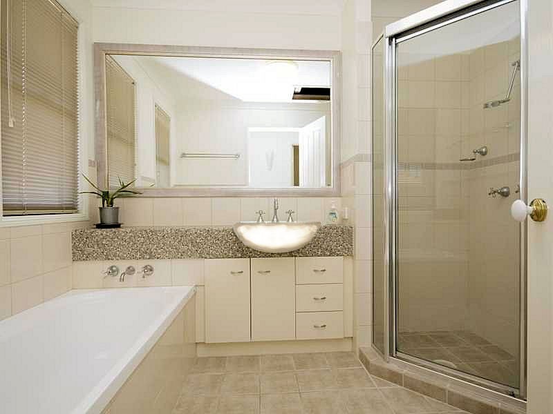 11/1-7 PINE VALLEY DRIVE, Varsity Lakes QLD 4227