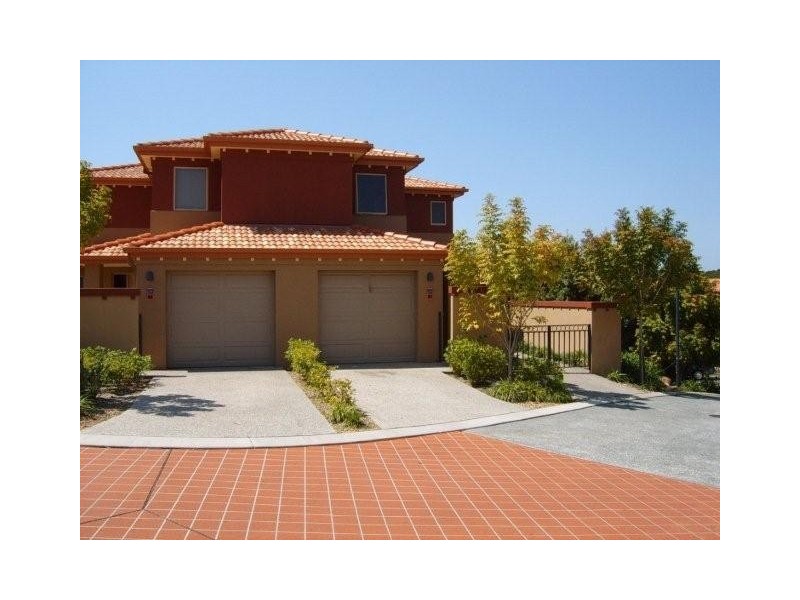 51/4 University Drive, Robina QLD 4226