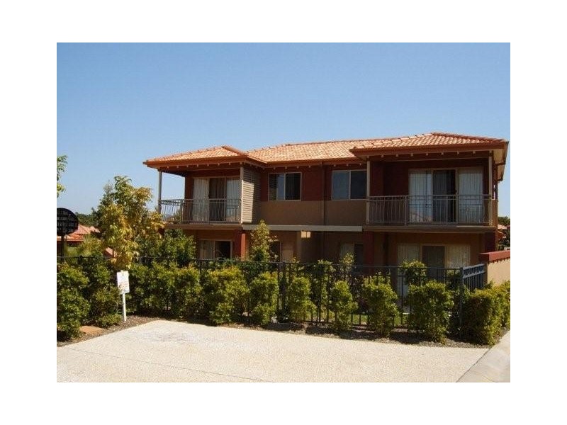 51/4 University Drive, Robina QLD 4226