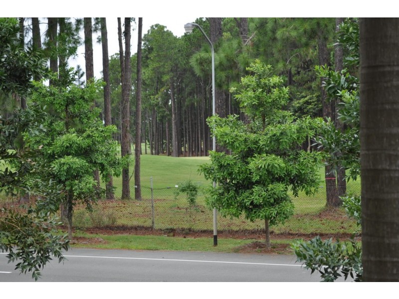 60 Caseys Rd, Hope Island QLD 4212