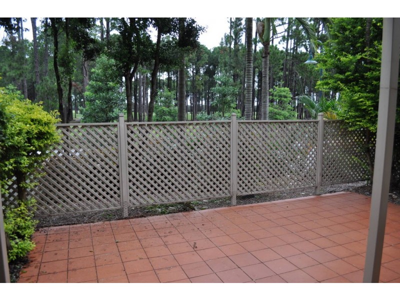 60 Caseys Rd, Hope Island QLD 4212