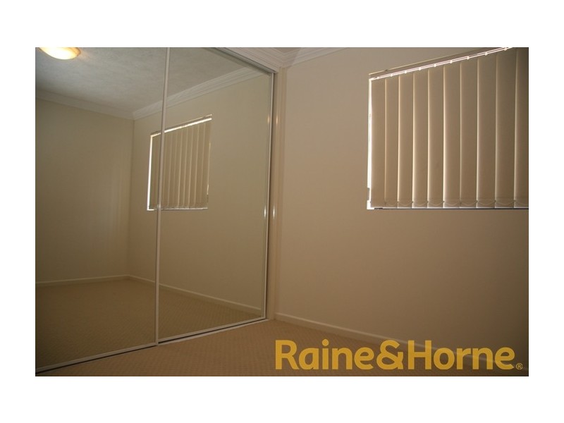 15 Dansie Street, Greenslopes QLD 4120