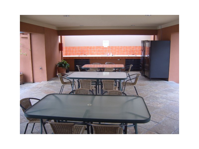 32/4 University Drive, Robina QLD 4226