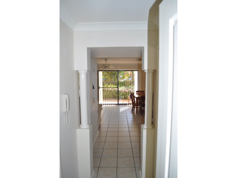 60 Caseys Rd, Hope Island QLD 4212