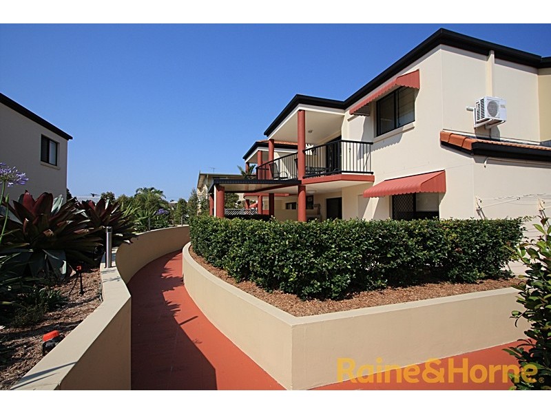 15 Dansie Street, Greenslopes QLD 4120