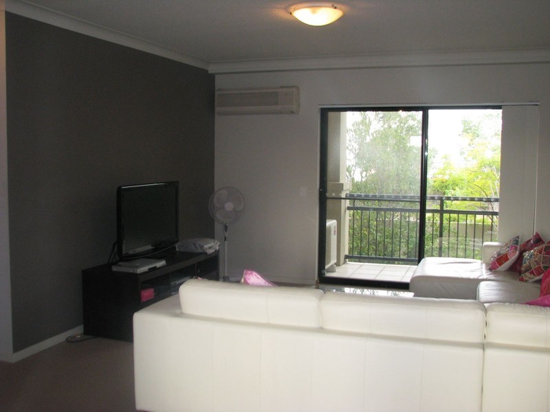 Varsity Lakes QLD 4227