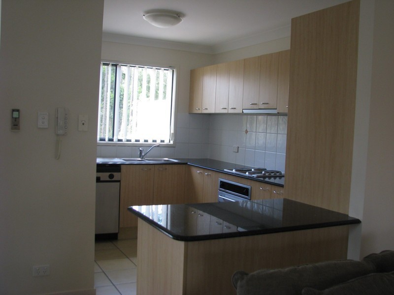 13/18 Geraldton Drive, Varsity Lakes QLD 4227