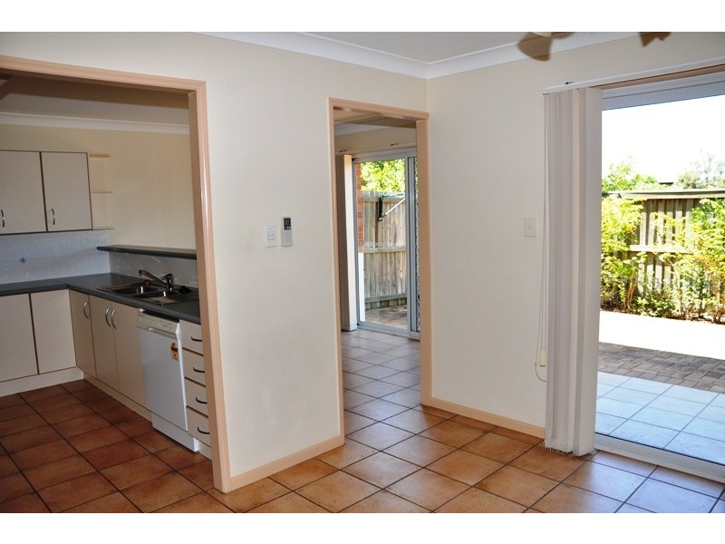 580 Seventeen Mile Rocks Rd, Sinnamon Park QLD 4073