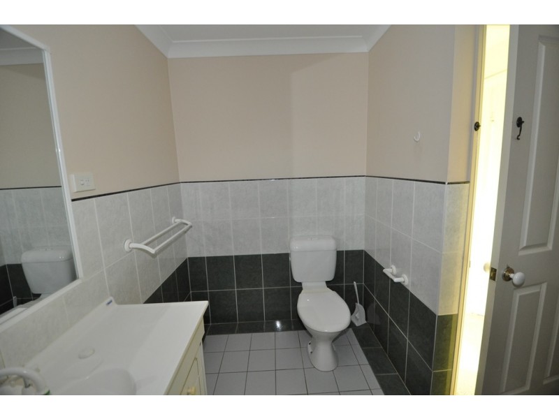 580 Seventeen Mile Rocks Rd, Sinnamon Park QLD 4073