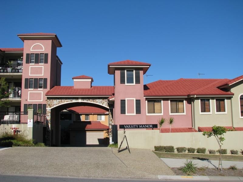 24/2 Geraldton Drive, Varsity Lakes QLD 4227